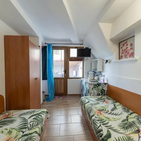 Къща за гости Casa Del Mare *